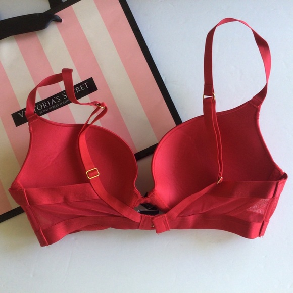 VICTORIAS SECRET VERY SEXY PUSH UP BRA RED… - Picture 12 of 15